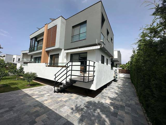 Luxury Furnished 4+2 Villa For Rent In Girne Alsancak Region