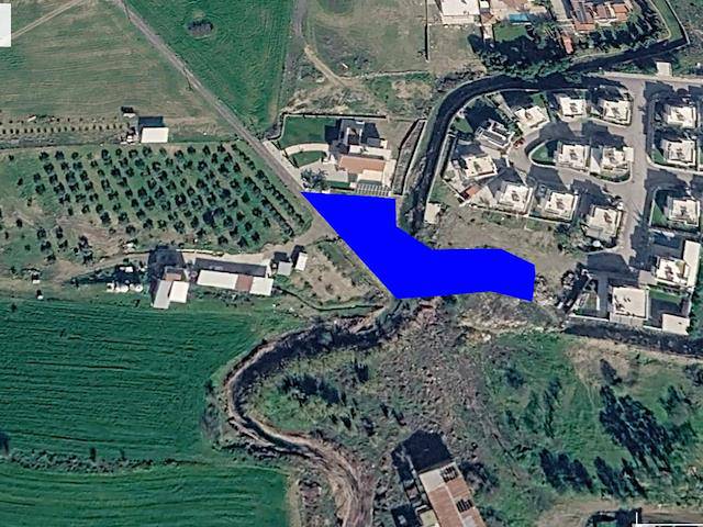 Girne Bogazköyde 1341 m² Villa Bölgesinde Satılık Arsa