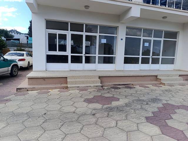 Girne Karşıyaka Ticarı İzinli Kiralık Dükkan