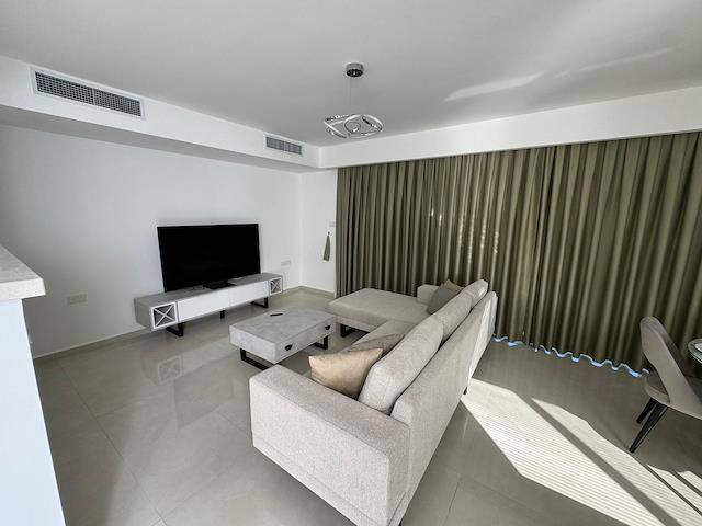 Girne Lapta İrina Sitesinde En Lüks 3+1 Kiralık Villa , Özel Havuzlu Yeni Eşyalı Aylık Ödemeli