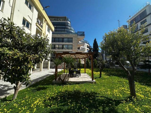 Gırne Merkez Kar Market Bölge Yalniz Aile İçin Kiralık 110 m² /3+1 Daire 800 Stg/