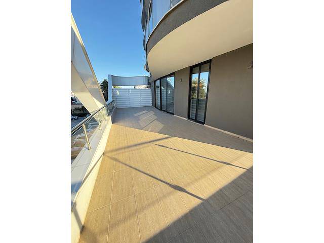 Girne Merkez Ecevit Caddesine Yakin Satılık 129 m² /2+1 Genis Teraslı Daire 286.000 Stg/