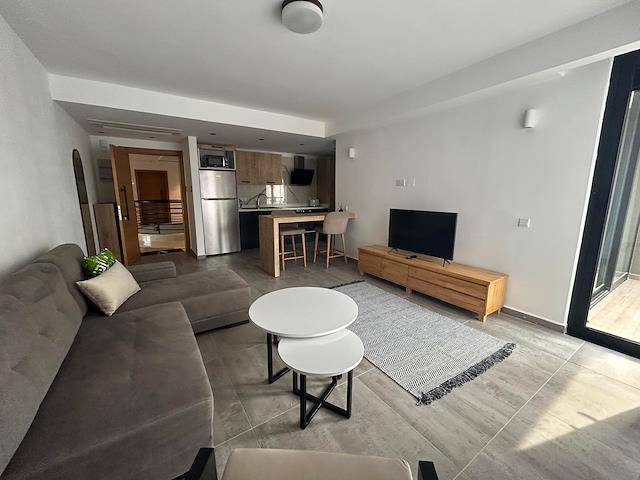 Girne Merkez, Doğanköy Çemberine Yakın Full Eşyalı Lüks Satılık 1+1 Daire 130.000 Stg