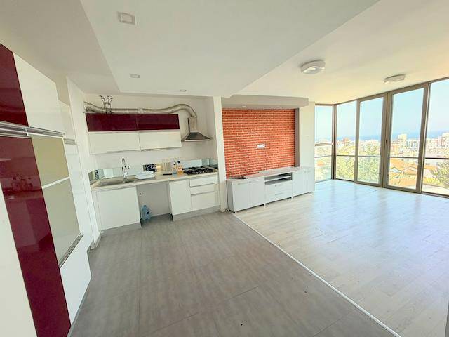3 Bedroom Apartment With Fantastic Sea Views