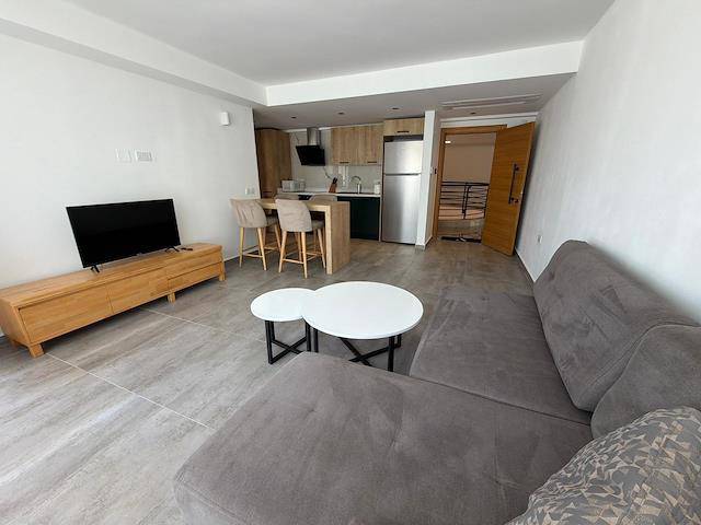 Girne Merkez, Lux Rezidans İçinde Ful Eşyalı Satılık 1+1 Daire 129.990 Stg /