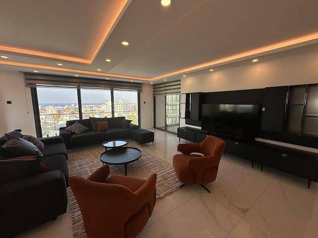 Girne Akacan Premium'da Kiralık Full Eşyalı 3+1 Penthouse