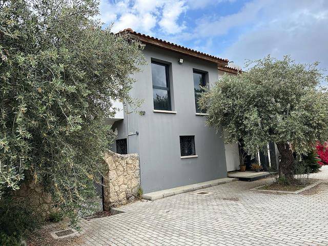 4+2 Villa For Rent In Girne Zeytinlik Region