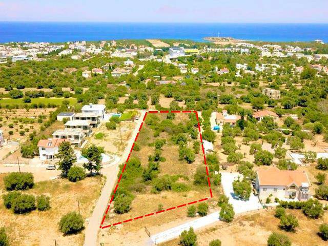 3 Declares Of Land With Sea View For Sale In Zeytinkik