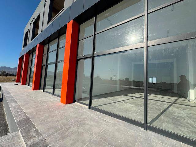 Lefkoşa Balıkesir’de Kiralık 130 m² Ticari Dükkan ve Depolar