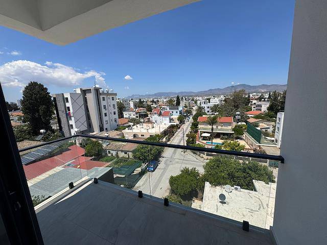 Lefkoşa Yenişehir De Yeni Bitmiş Okullar Yolu’nda Teras Keyifli Lüks 2+1 Satılık Daire
