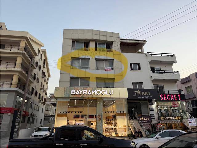 Gazimağusa Salamis Yolu Üzerinde Satılık 2+1 Daire