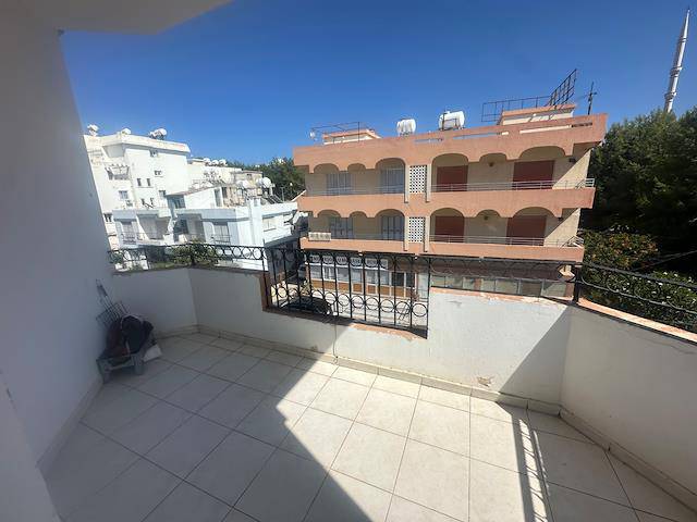 Gazimağusa Karakol Bölgesinde Kiralık Eşyasız 3+1 Daire