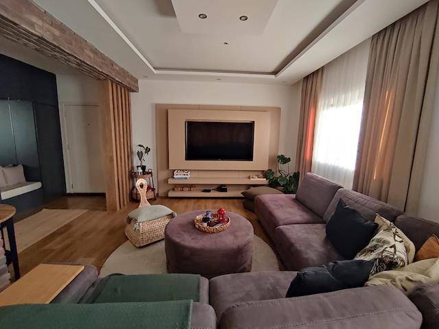 Yeniboğaziçi Bölgesinde Satılık 155 Mt2 3+1 Full Eşyalı Daire