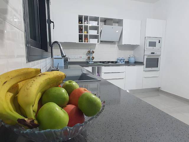 Havuz Manzaralı, Yeni Boğaziçi'nde Elit Özel Konut Kompleksinde 3+1, 155 m² İkiz Villa. Denize 500 M. Kocani Var! Krediye Uygun!
