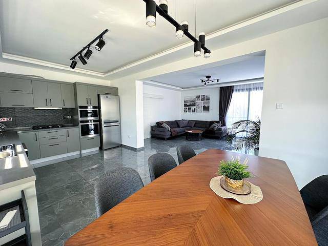 Ful Eşyalı 3+1 Müstakil Villa, 180 m² + Arsa 250 m² + 60 m² Geniş Çatı Terası. Trafo, KDV Ödendi. Eşdeğer Koçanı Hazır!